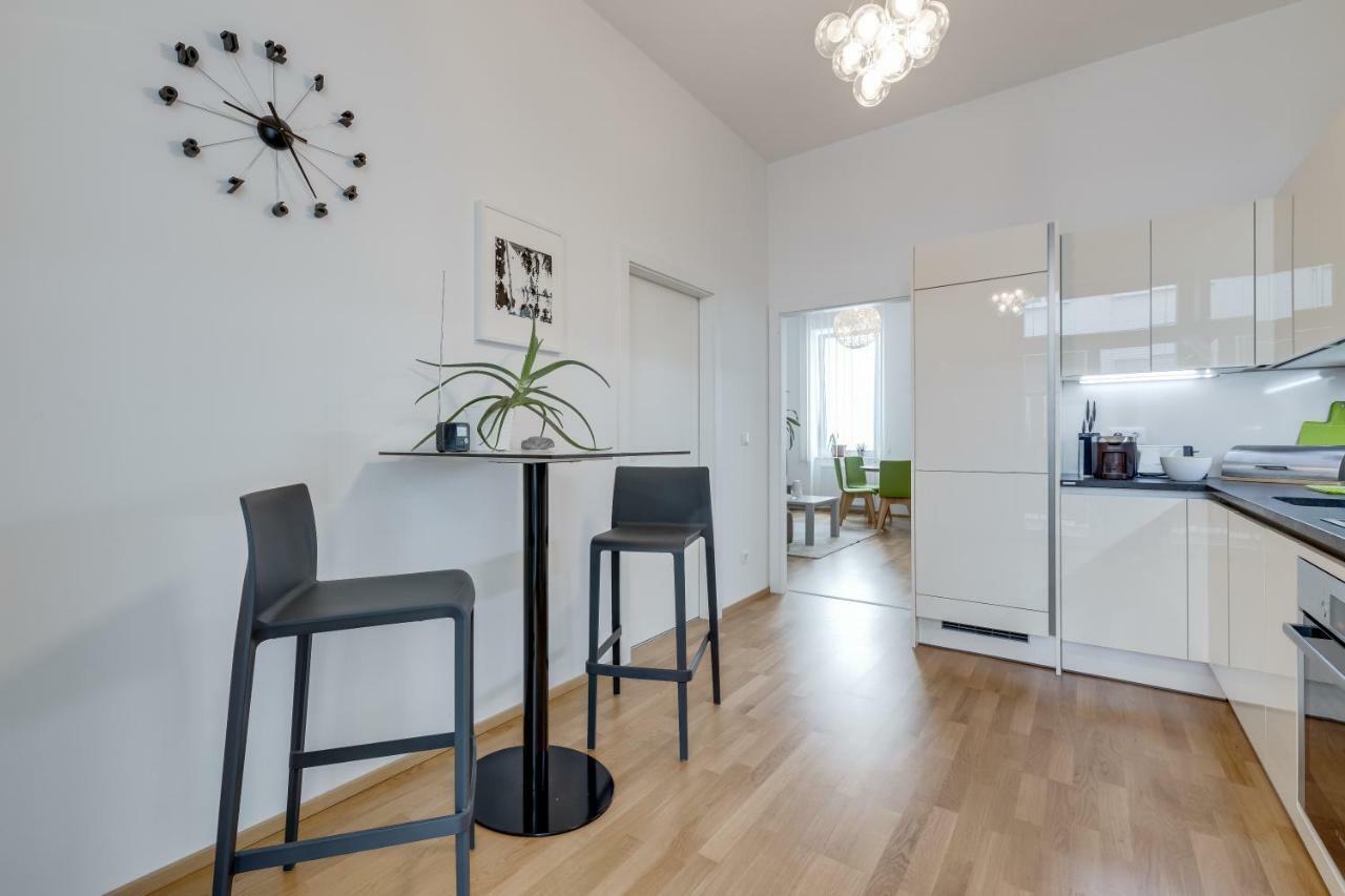 Modern Vienna Apartment Luaran gambar