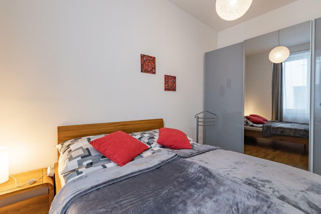 Modern Vienna Apartment Luaran gambar